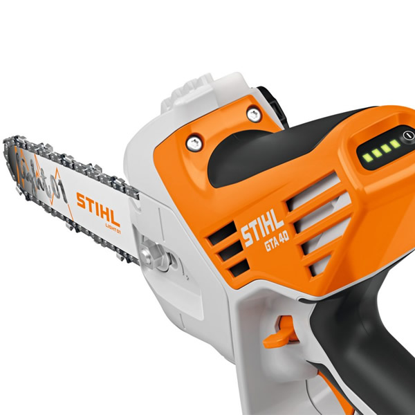 Motosierra a Batería STIHL GTA 40 (Incluye cargador y batería)